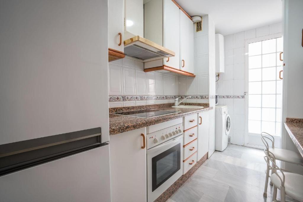 Apartamento Centrico Frente Villa Oniria กรานาดา ภายนอก รูปภาพ