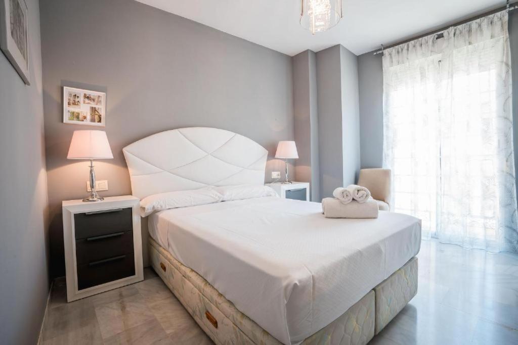Apartamento Centrico Frente Villa Oniria กรานาดา ภายนอก รูปภาพ