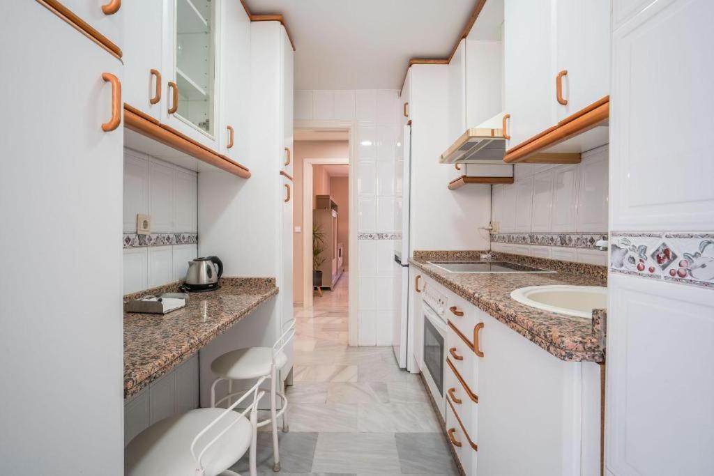 Apartamento Centrico Frente Villa Oniria กรานาดา ภายนอก รูปภาพ