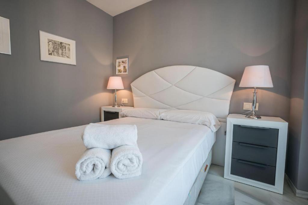 Apartamento Centrico Frente Villa Oniria กรานาดา ภายนอก รูปภาพ